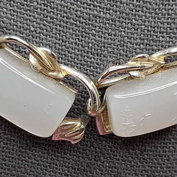 VTG Signed Coro White Moonglow Thermoset Lucite Choker Necklace 1950s 17 Inch - Picture 6 of 11